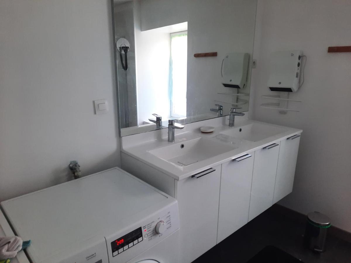 Appartement Tres Spacieux 4 Chambres 6 Couchages Noidans-le-Ferroux Esterno foto