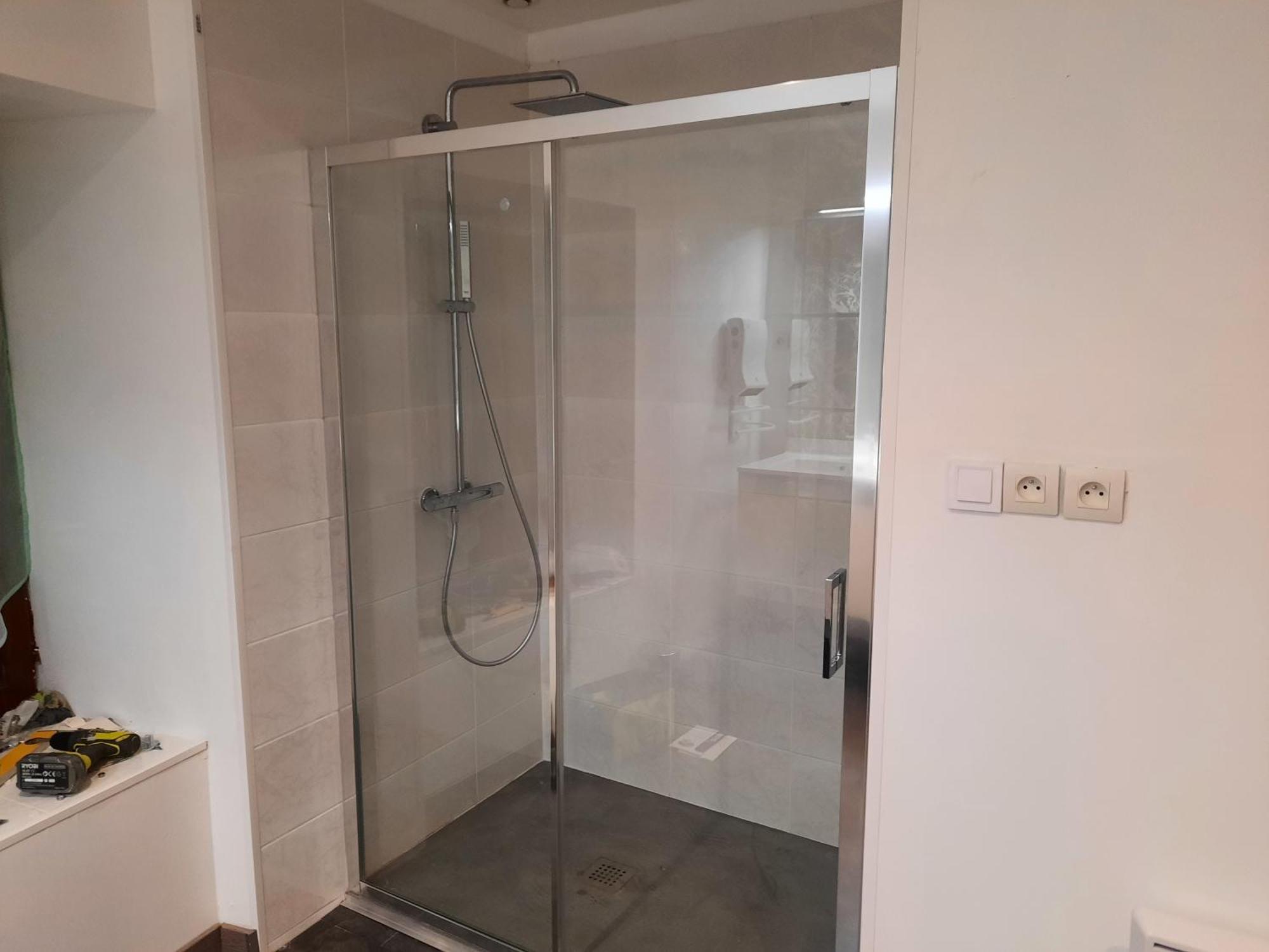 Appartement Tres Spacieux 4 Chambres 6 Couchages Noidans-le-Ferroux Esterno foto